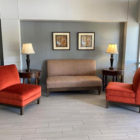 Hotel Ramada By Wyndham Luling Exterior foto