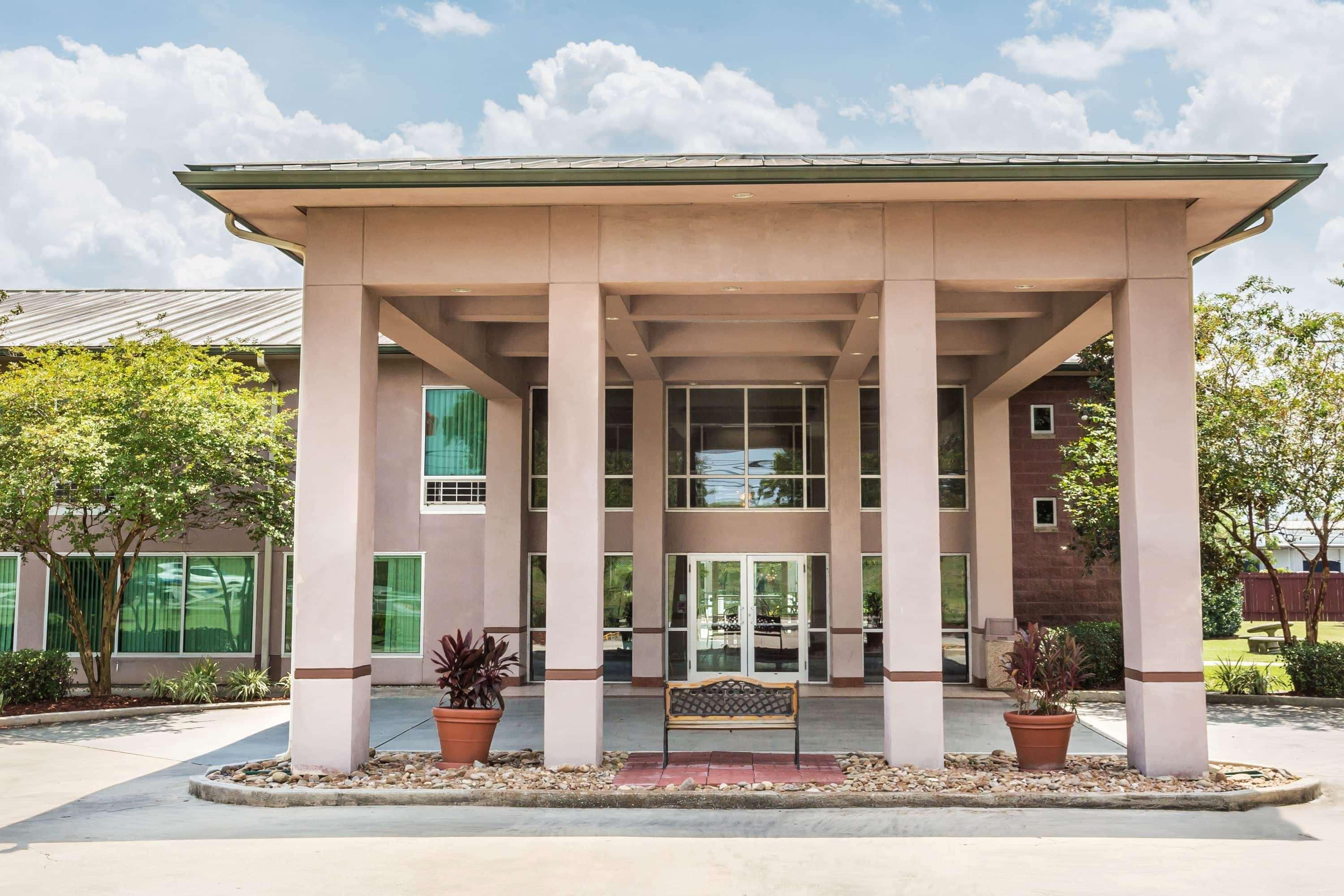 Hotel Ramada By Wyndham Luling Exterior foto