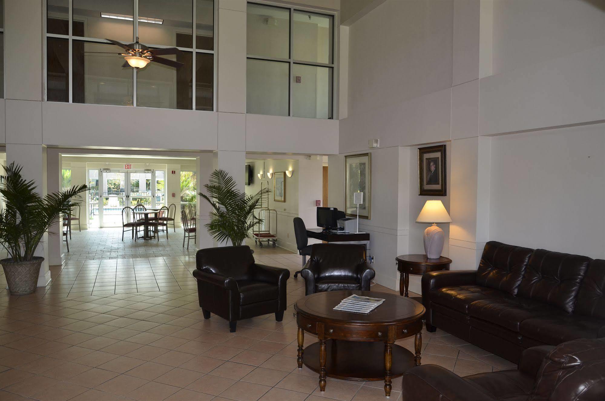 Hotel Ramada By Wyndham Luling Exterior foto